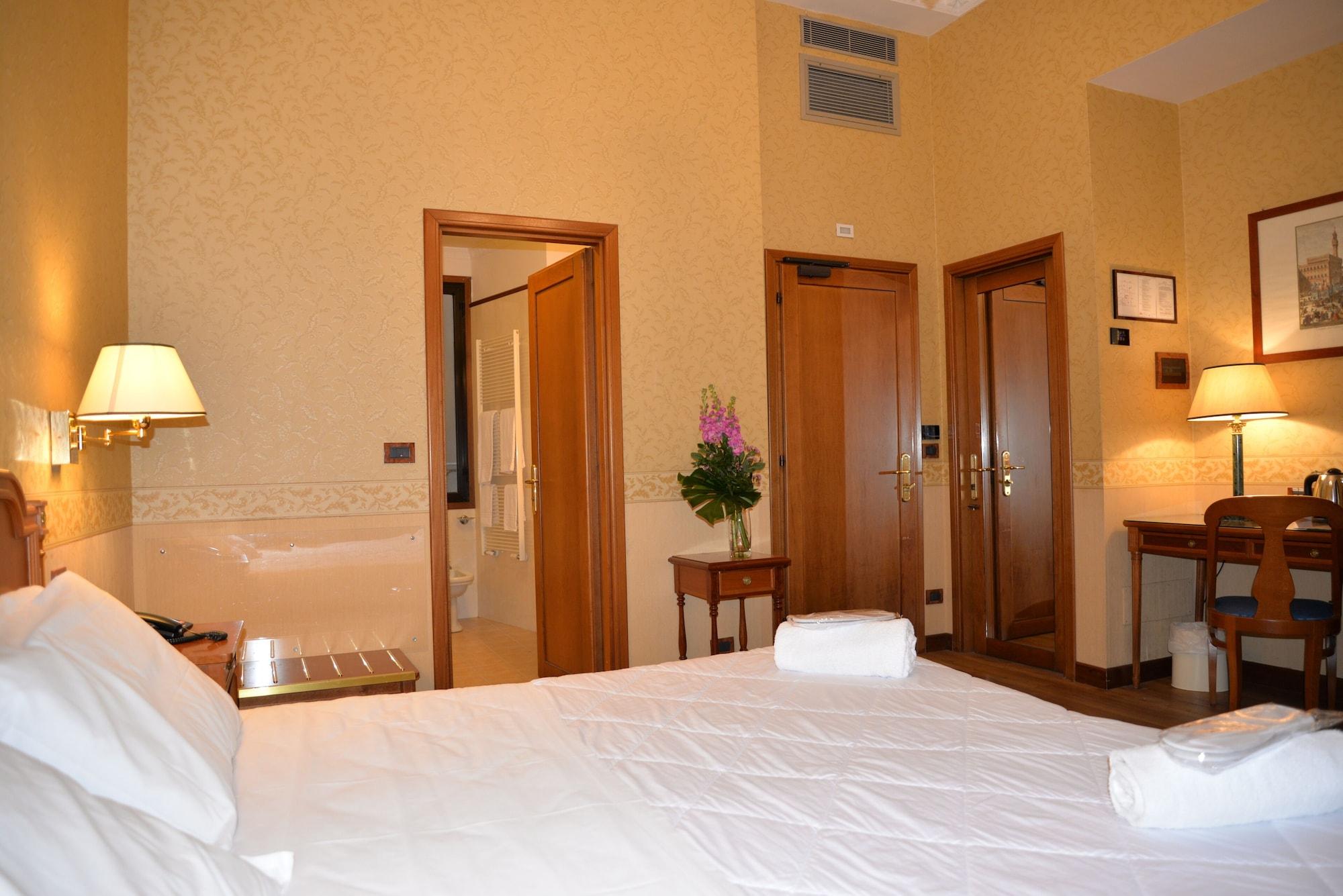 Strozzi Palace Hotel Florence Extérieur photo